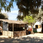11. Kitchen and breakfast bar