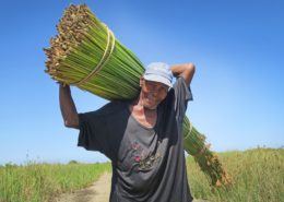 man carrying vundro